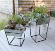 Short Arne Stand with Deep Galvanized Tray